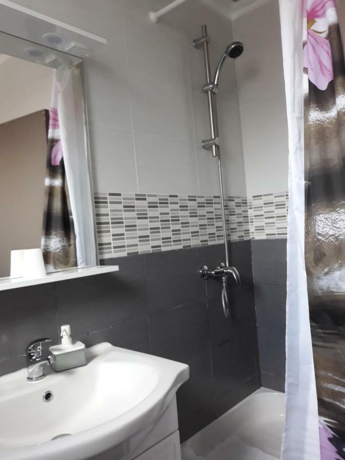 Hotel St Charles Рамбуйе Екстериор снимка