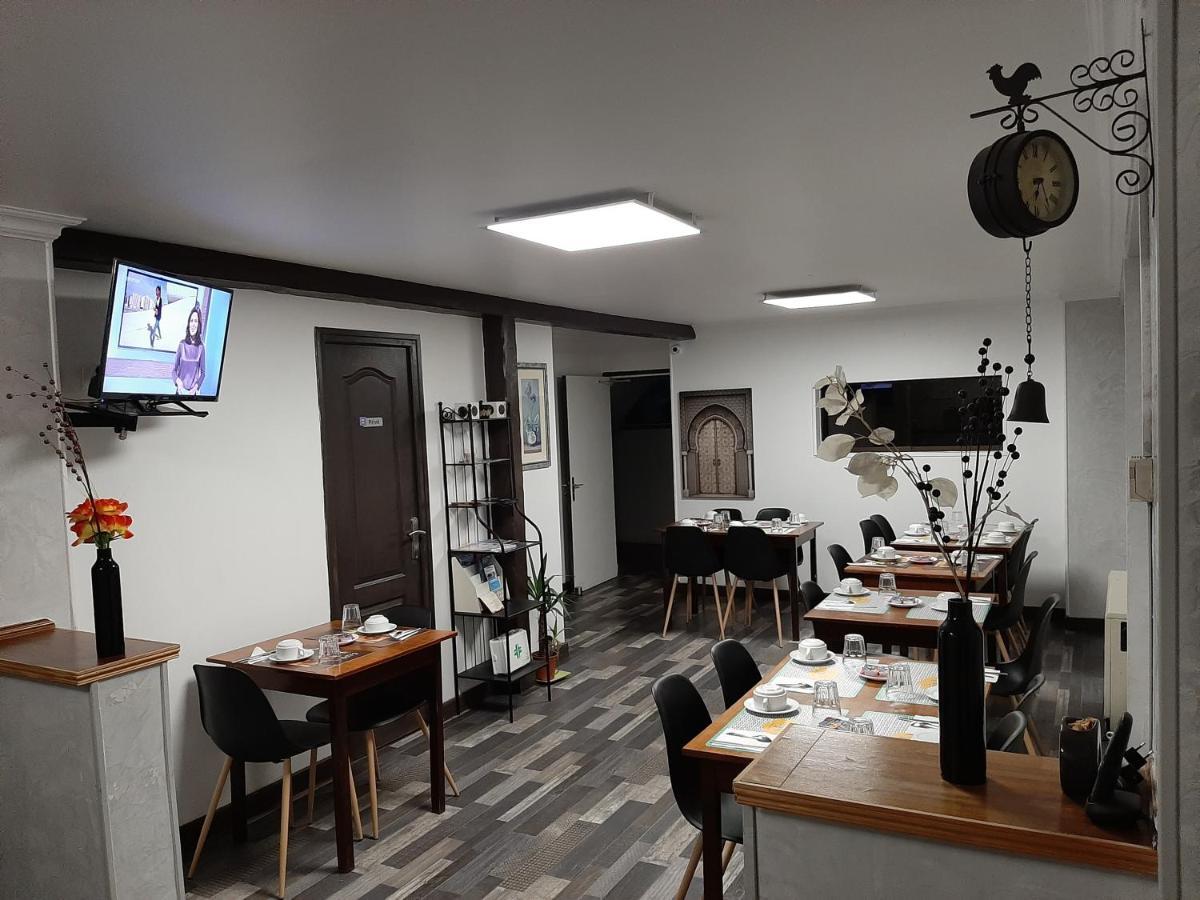 Hotel St Charles Рамбуйе Екстериор снимка